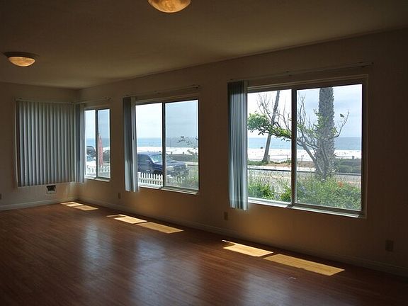 5th image of 618 S Pacific St APT A