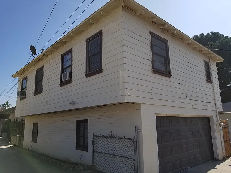 2 car garage