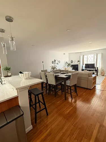 112 Pelhamdale Ave #1 Photo 1