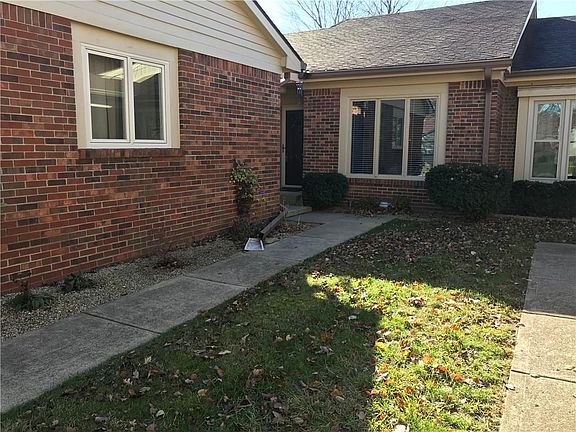 5th image of 1821 Crystal Bay Dr E Unit 10