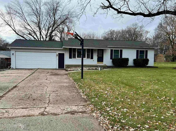 2463 Stockbridge Ave, Burton, MI 48509