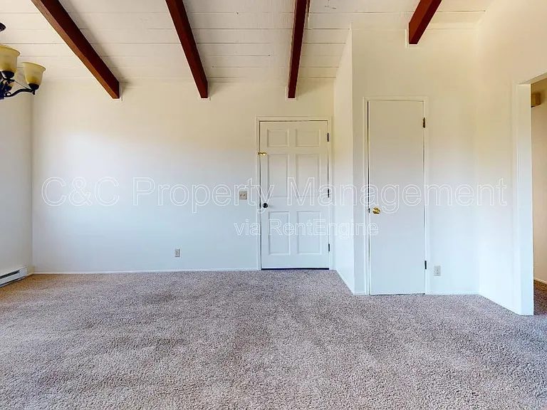 530 Junipero Ave #5 — Photo 4
