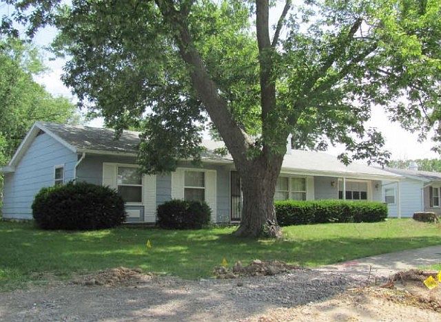 2nd image of 6123 Lunada Dr