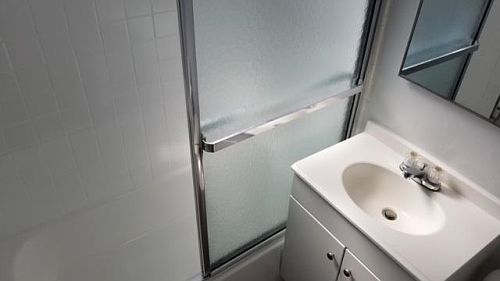 5th image of 1514 W 205th St APT 3