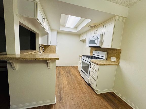4th image of 1219 S Alta Vista Ave APT 224