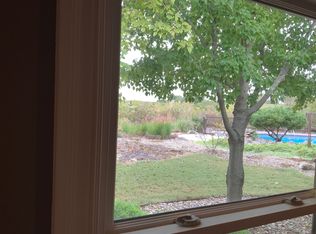 4465 Harbour Hills Dr, Manhattan, KS 66503