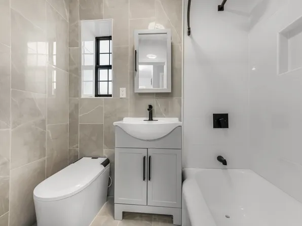 144-20 78th Road image 10 of 24