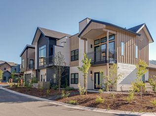 12907 Ice House Loop, Truckee, CA 96161