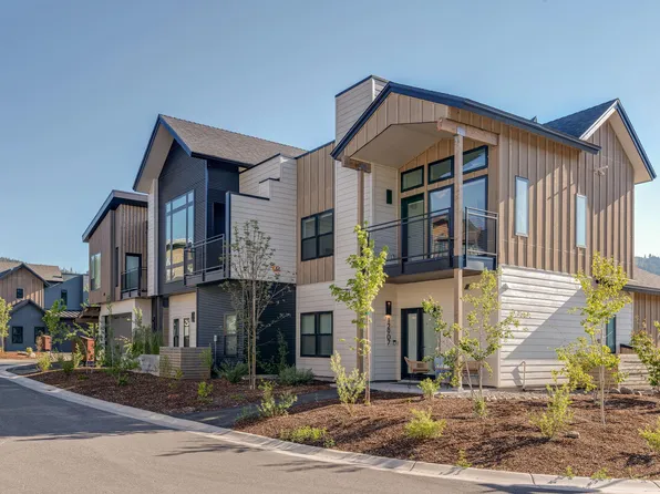 12907 Ice House Loop, Truckee, CA