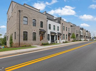 350 Sugarview Rd, Sugar Hill, GA 30518