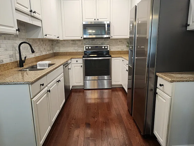 3836 Carnegie Ln — Photo 18