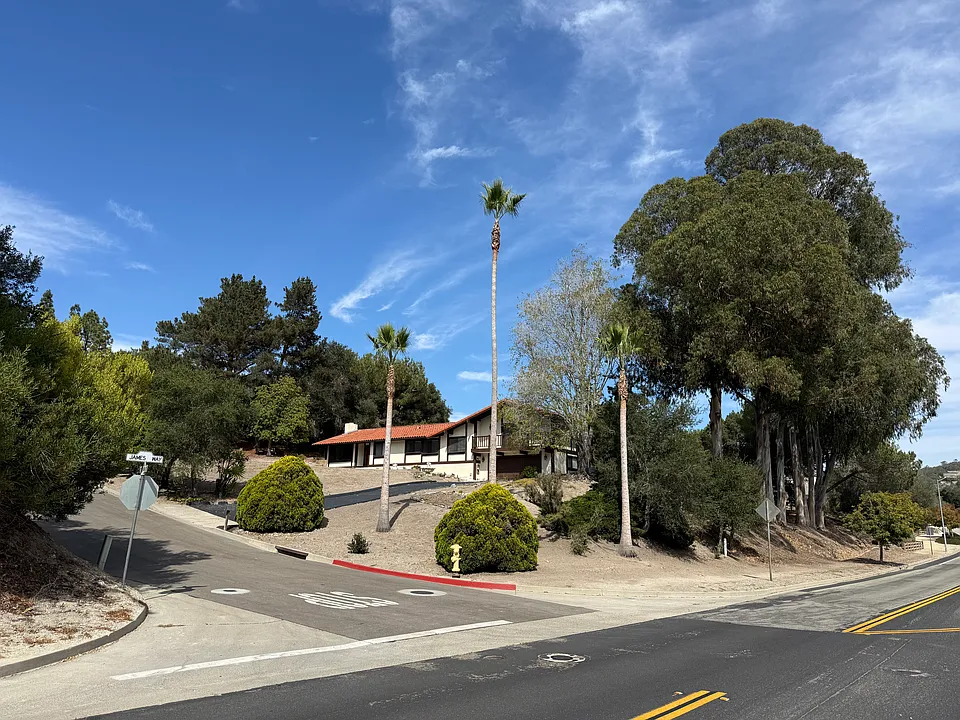 1001 Stevenson Dr