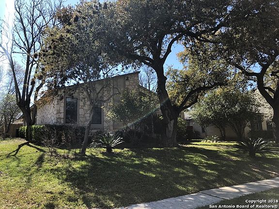2nd image of 13601 Pebble Oak Dr