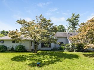 5961 Wig Hill Rd, Chester, CT 06412