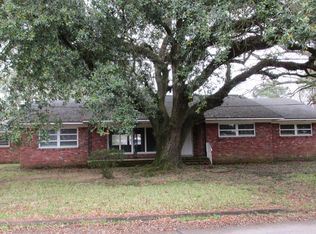 317 N Thompson St, Ville Platte, LA 70586