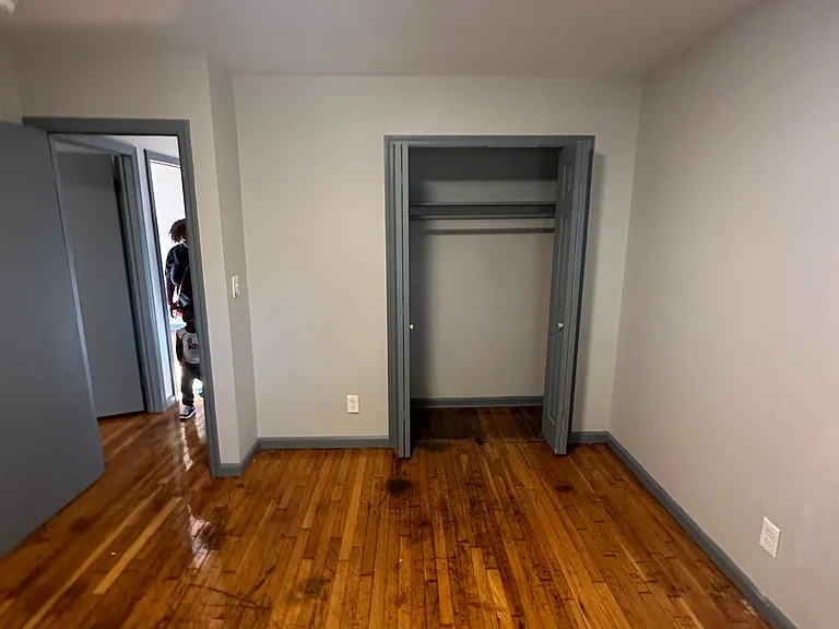 7 Hemlock St #1 — Photo 2