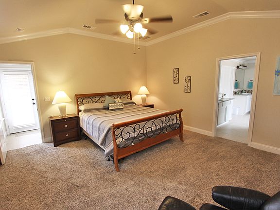 5th image of 6920 Cattleman Dr