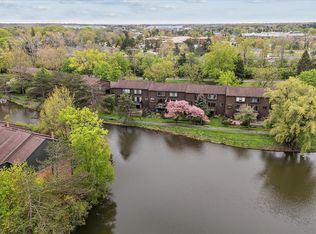 2537 Meade Ct, Ann Arbor, MI