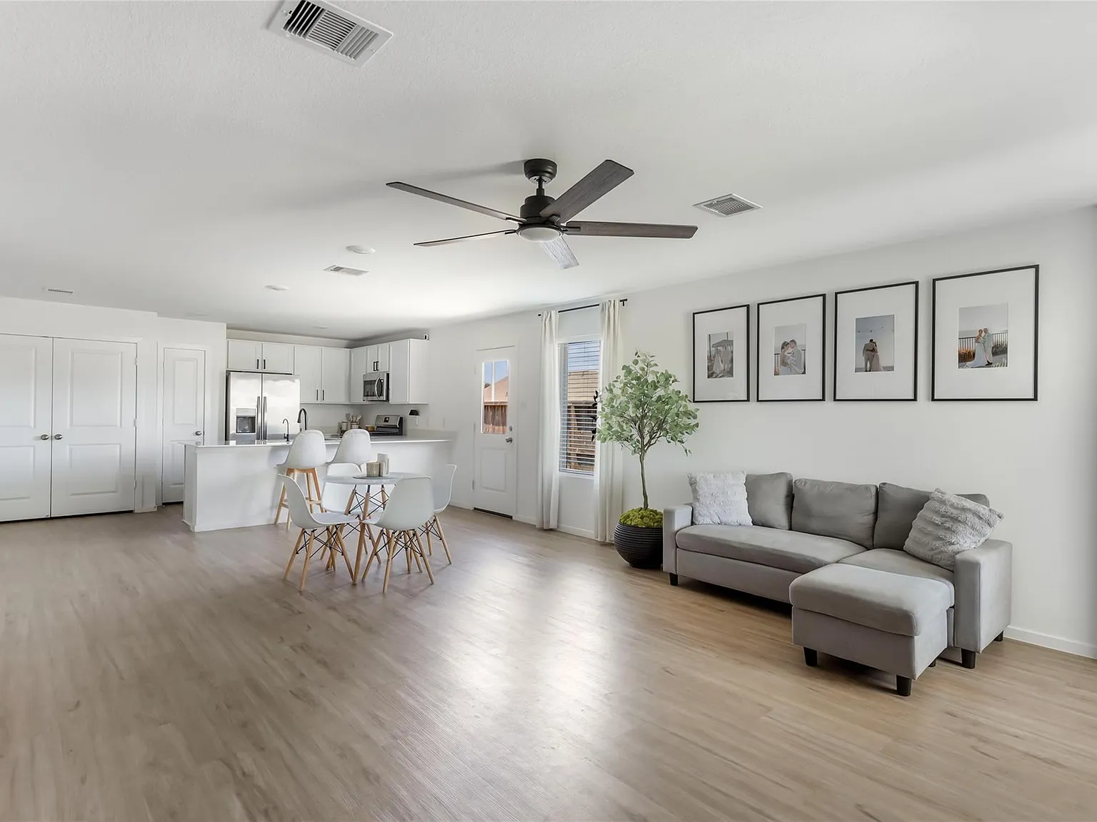 3 bed, 2.0 bath, 1311 sqft, $1,800 — Photo 4