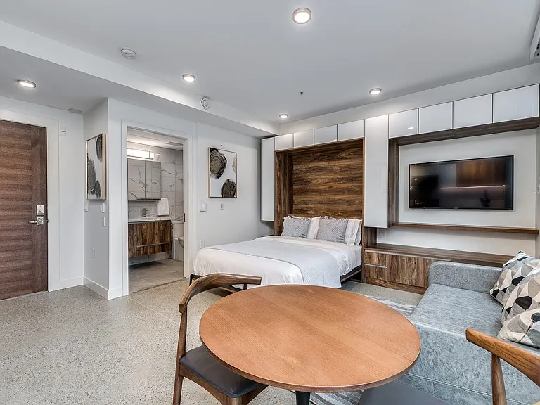 1170 Barclay St #202 — Photo 13
