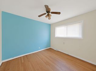 221 Dodge Ave #B, Evanston, IL 60202