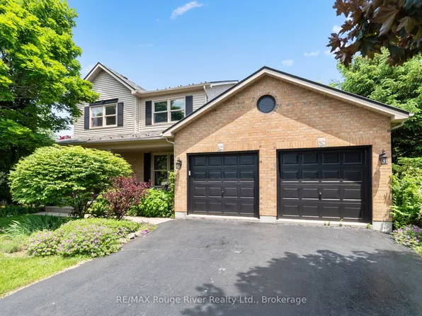 3 Gibson Pl, Pt Hope, ON L1A 4G8