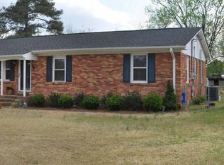 76 Bollinger Ave, Lumberton, NC 28360