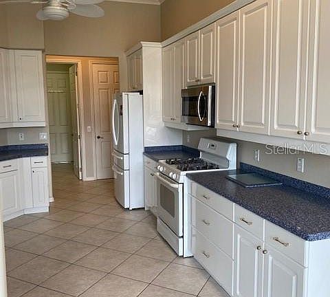 5th image of 2924 Highland View Cir