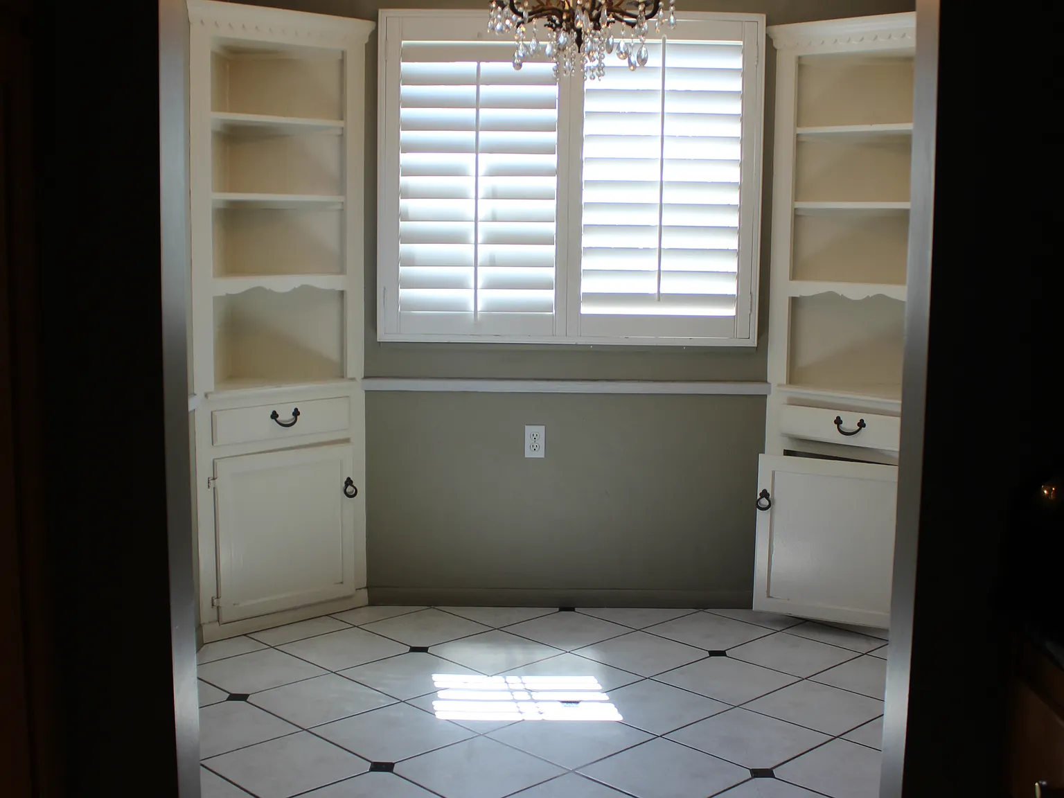 3 bed, 1850 sqft, $4,000 — Photo 3