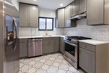 Rented by Bouklis Group