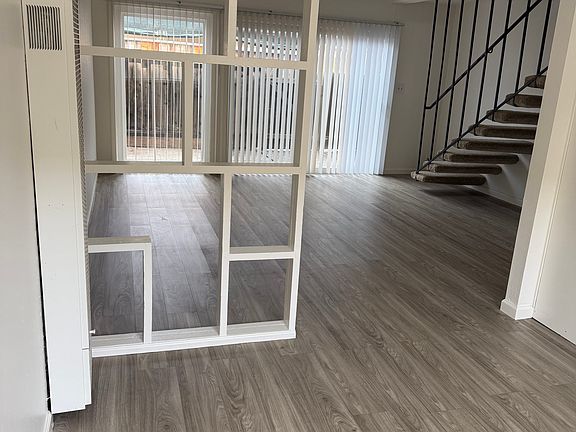2nd image of 1543 Alta Glen Dr APT 4