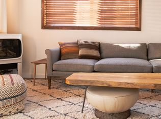 (Undisclosed Address), Taos, NM 87571
