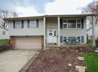 1867 Woodlawn Ave, Youngstown, OH 44514