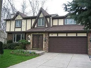 115 Independence Dr photo 1