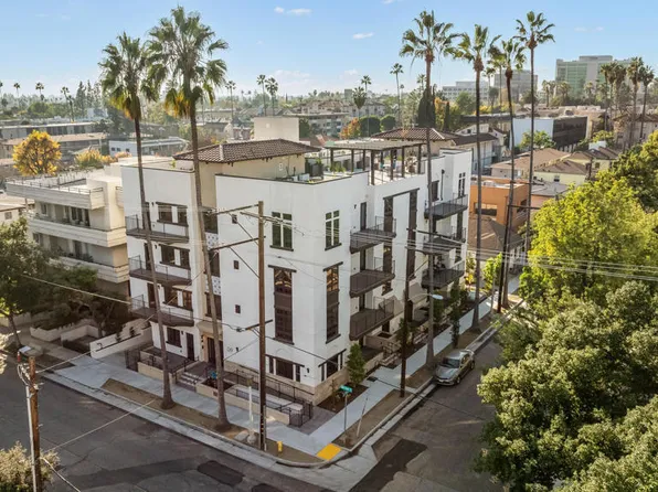 139 S Oak Knoll Ave #202, Pasadena, CA 91101