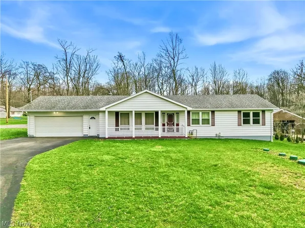 7156 Chestnut Ridge Rd, Hubbard, OH 44425