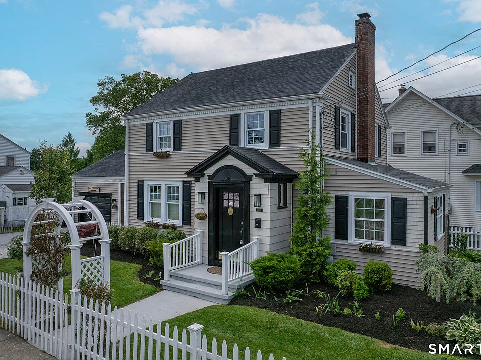 1st image of 1 Oak Terrace