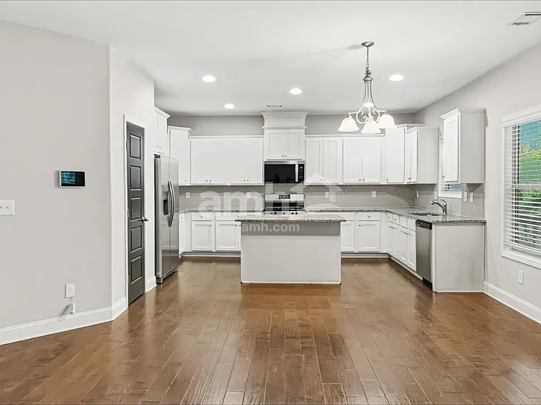 1200 Victoria Walk Ln — Photo 5