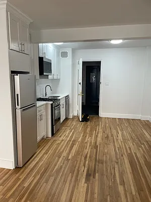 Sold by Azbel Real Estate, Inc. | media 12