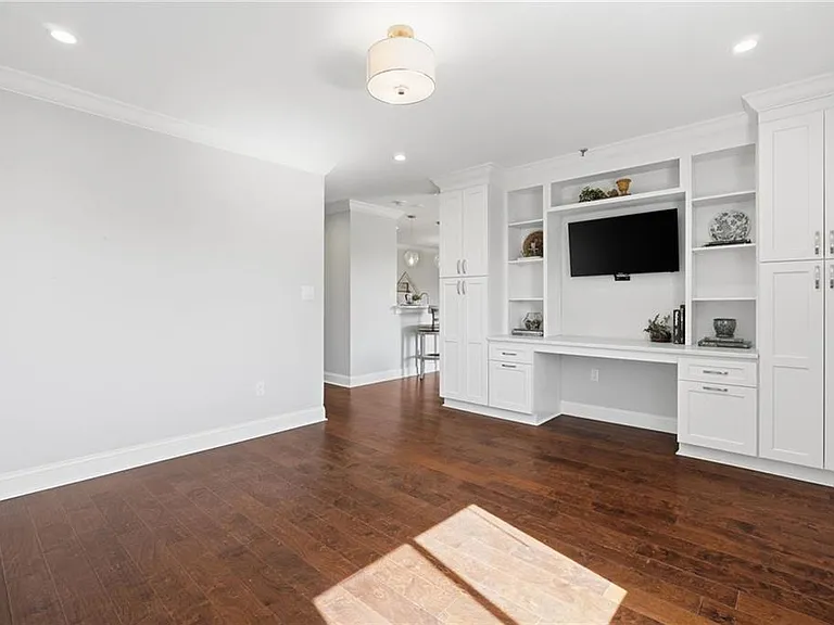 300 Johnson Ferry Rd #A803 — Photo 19