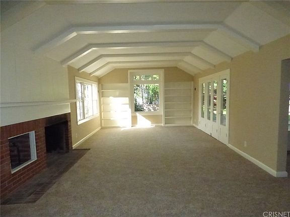 2nd image of 4636 Crown Ave
