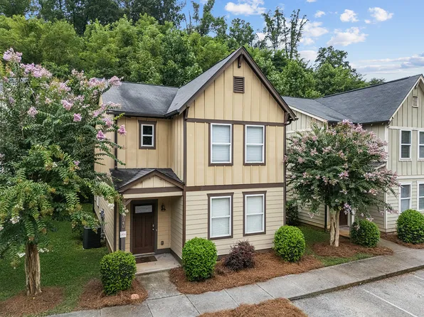 1304 Clover Blossom Way, Knoxville, TN 37920
