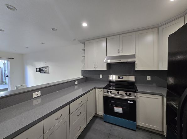 82 Los Olivos Ave #82