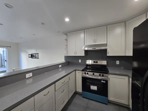 82 Los Olivos Ave #82, Daly City, CA 94014