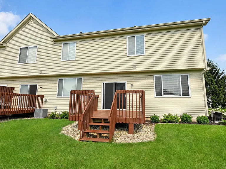 7257 Chucks Way — Photo 20