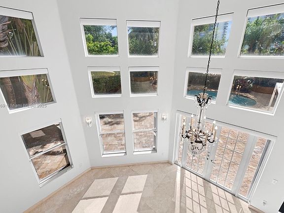 5th image of 3780 NE 207th Ter