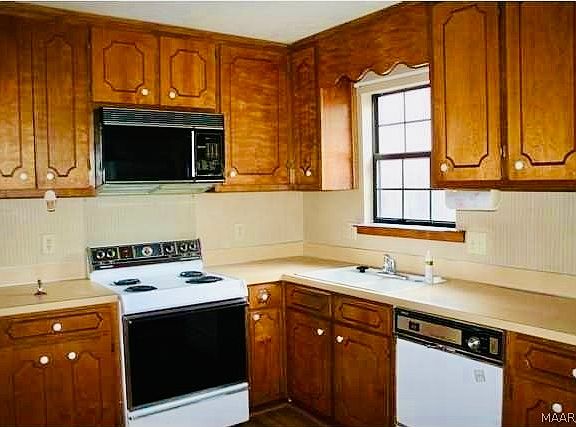 5th image of 4109 Denton Dr