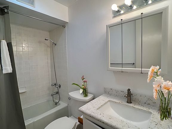 5th image of 6435 Green Valley Cir #11