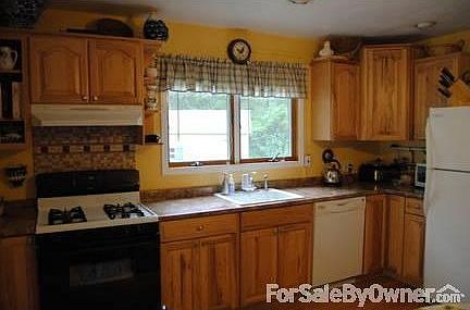 2nd image of 368 Central Islip Blvd