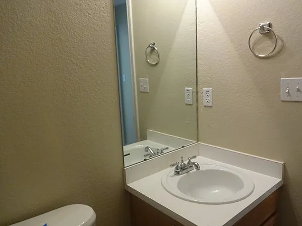 101 Princess Jennifer Dr — Photo 10